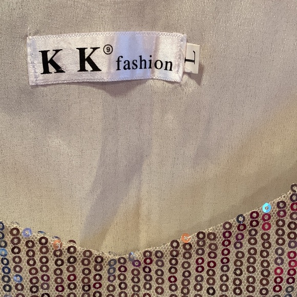 Sequin top great for New Years Eve - Picture 2 of 3